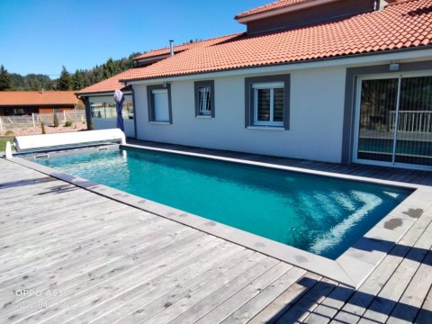 Construction d'une piscine sur mesure à Arconsat