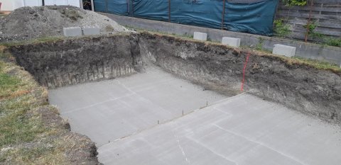 Différentes étapes de la construction d'une piscine sur mesure 7 x 3.5m à Lempdes