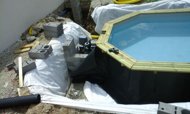 http://3068d720.cliken-web.com/Créative Construction Thiers - Constructeur Piscine bois